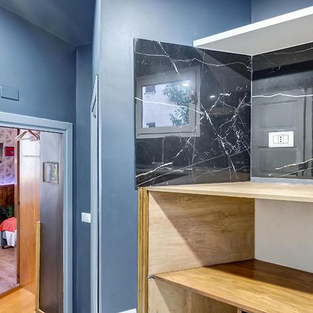 Stranger Pod Apartment Rome Bagian luar foto