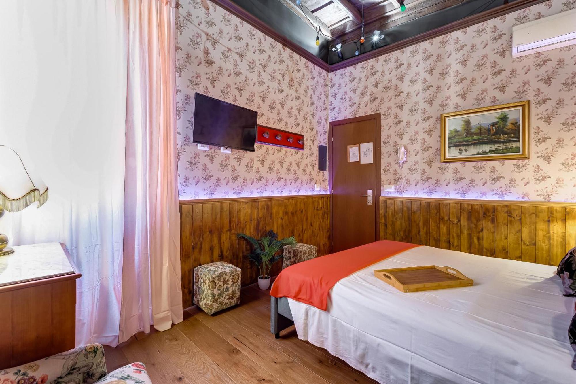 Stranger Pod Apartment Rome Bagian luar foto